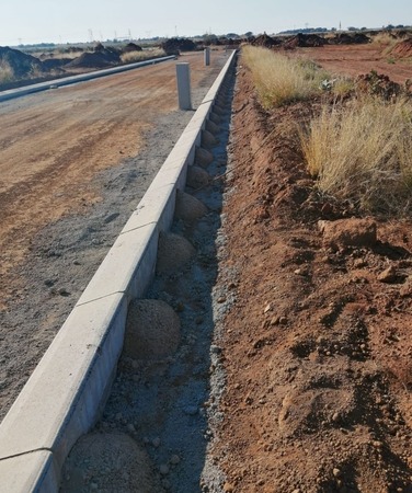 KARUSA & SOETWATER WIND (2 X 147MW)